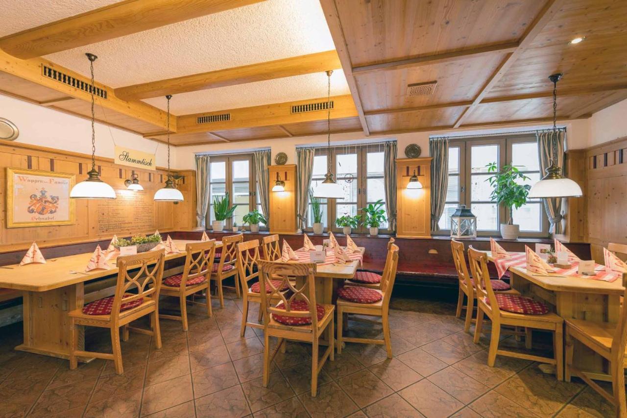 Hotel Restaurant Goldener Hirsch Donauwörth Exterior foto